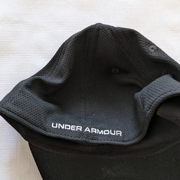 Helly Hansen Under Armour Baseball Cap - M / L - Picture 2 of 3